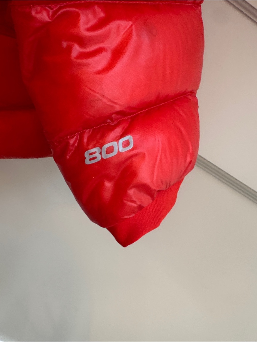 The North Face Red Women's Hooded Puffer Jacket - Picture 2 of 4
